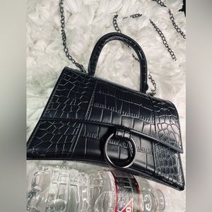 Black crossbody purse